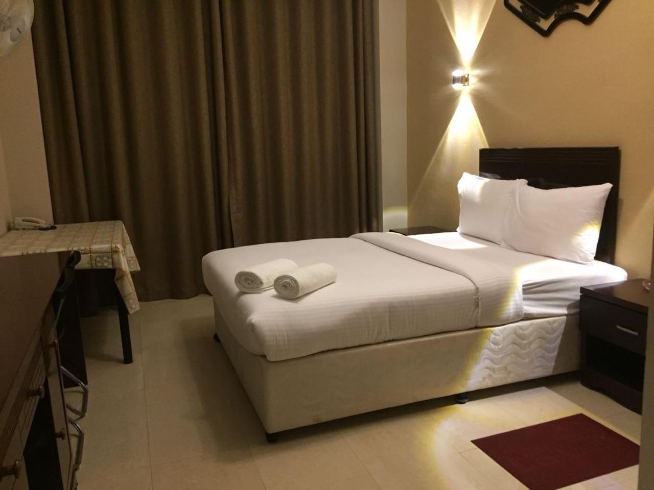 Taj Naif Hotel دبي المظهر الخارجي الصورة